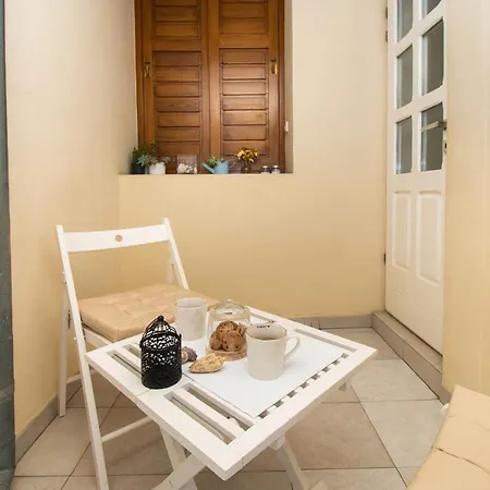 House Urban Bliss Βόντιτσε